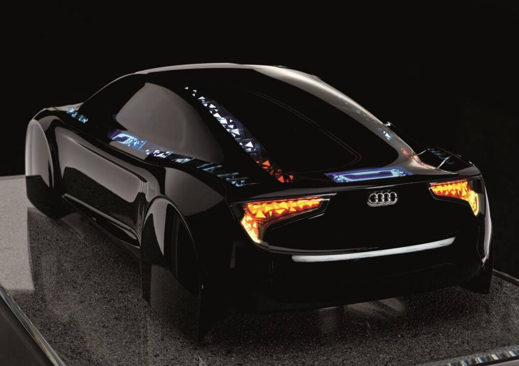 Audi r8 oled tech 1
