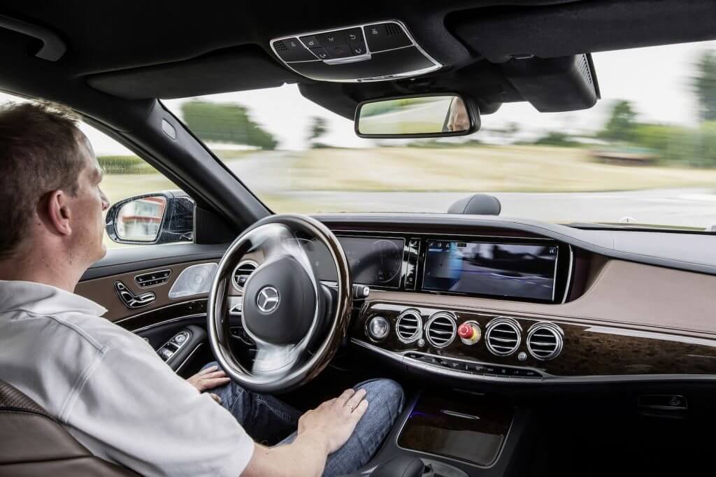 Mercedes benz s500 intelligent drive 4