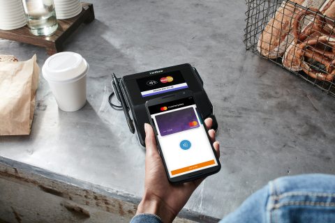 Masterpass contactless at cafe