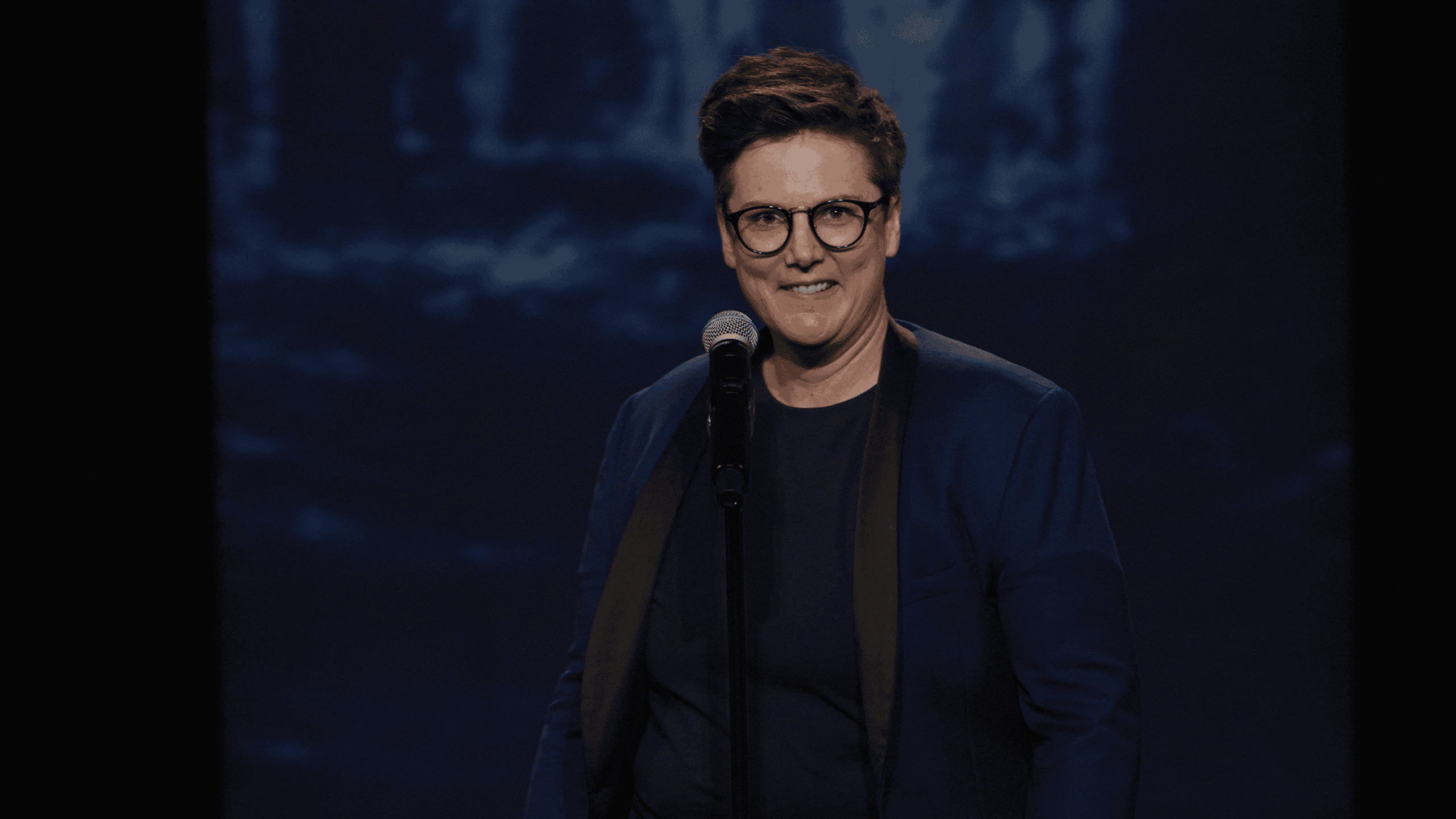 Hannah Gadsby, auteure de la nanette debout, va lancer un livre au Brésil Hannah Gadsby, auteur de la nanette debout, va lancer un livre au Brésil. Hannah gadsby, auteur de stand-up nanette publiera un mémoire de la nouvelle sensation netflix qui est sur le point d'être publiée au brésil