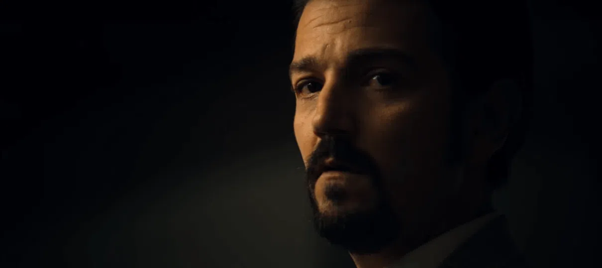 Narcos kehrt am 16. November für seine vierte Staffel zurück Diego Luna spielt in der vierten Staffel von Narcos den Drogenboss Félix Gallardo