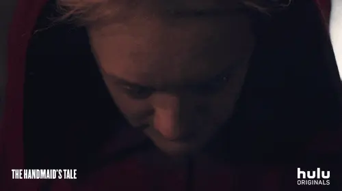 시녀의 이야기를 봐야 하는 10가지 이유 엘리자베스 모스 준 gif by hulu