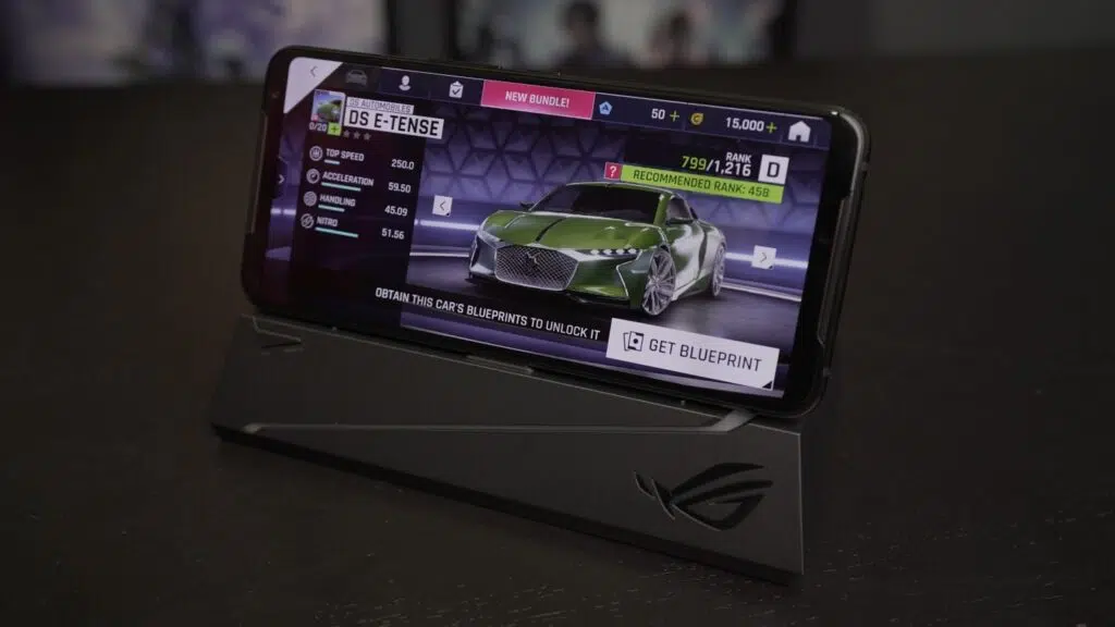 Review: rog phone 2 é mais do que um ótimo smartphone gamer Você pode conectar seu dock a um monitor 4k e teclado e mouse