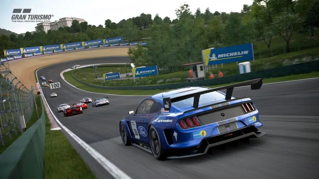Os 20 melhores jogos do playstation da década Gt sport teve um lançamento conturbado, mas as atualizações fizeram ele "brilhar" (foto: reprodução)