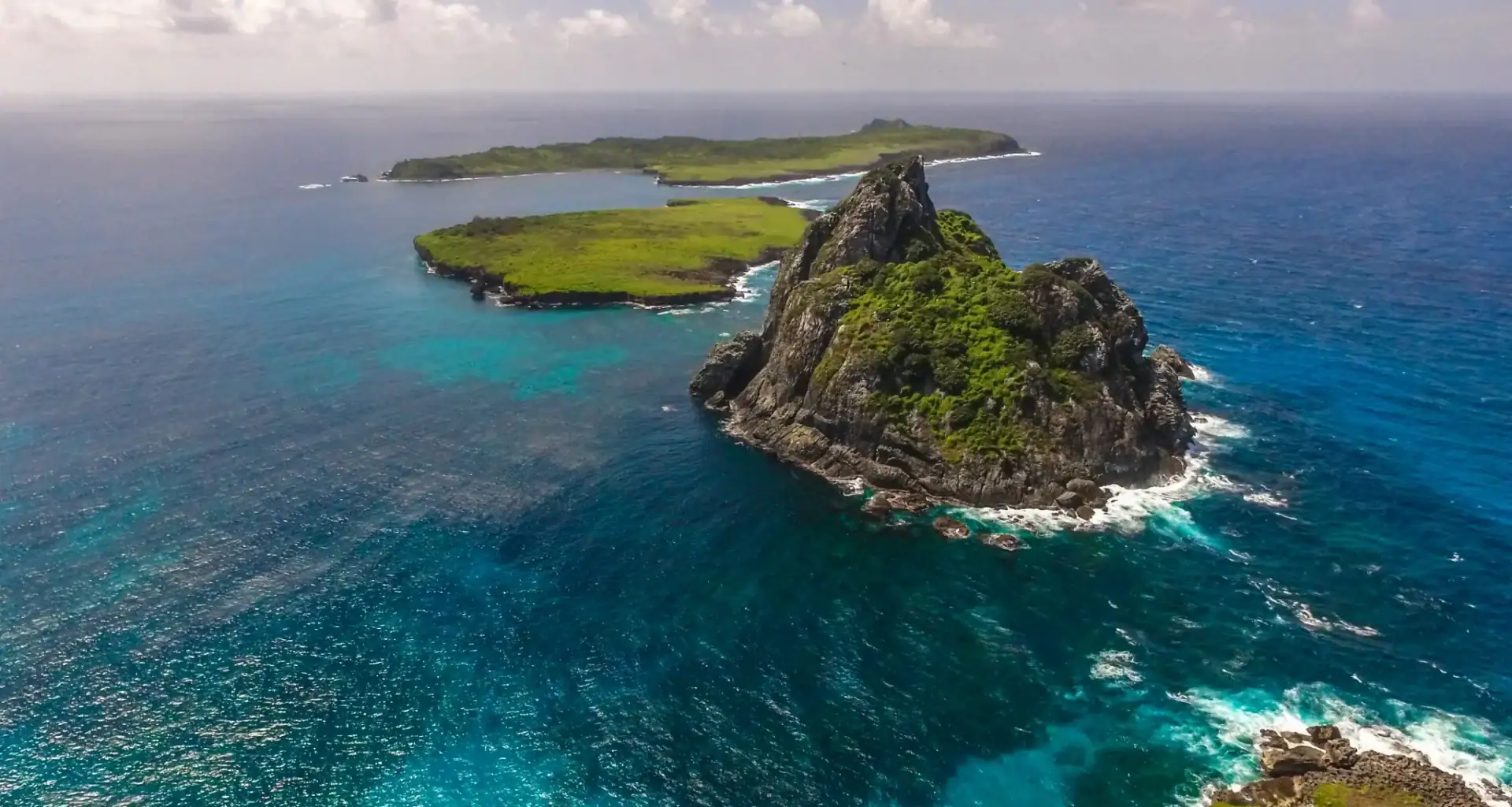 Vulcôes capa fernando de noronha scaled
