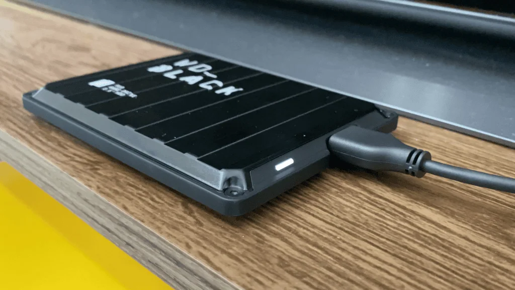 Review: hd wd black p10 é a solução de armazenamento feita para gamers hardcore Led do wd black p10