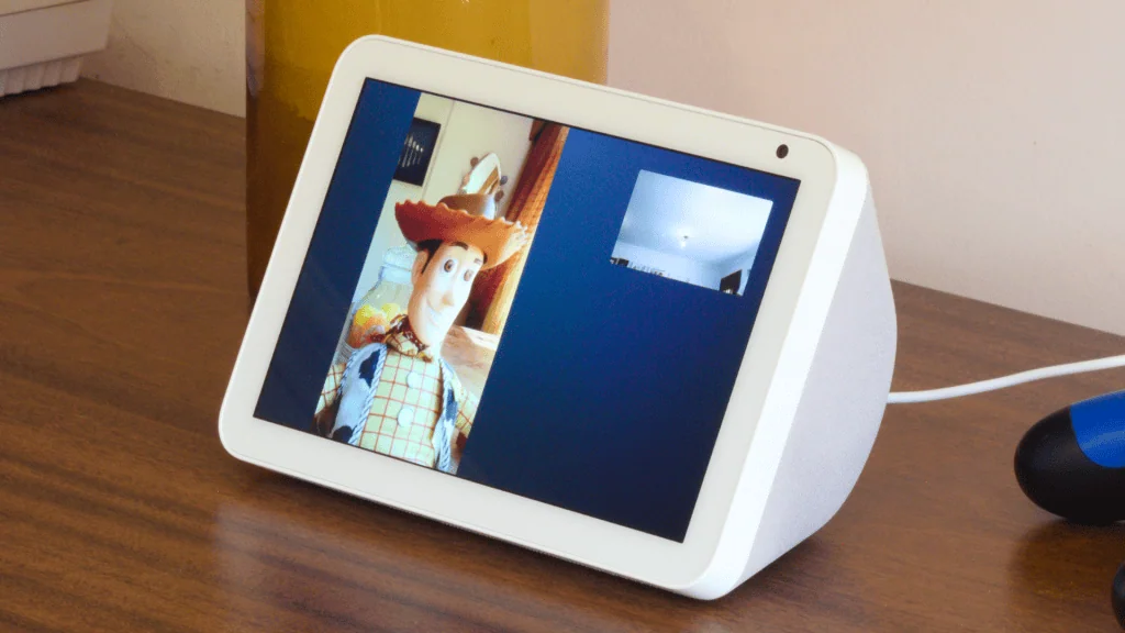 Review: amazon echo show 8 é uma tela inteligente com ótima qualidade de som Videochamada realizada no amazon echo show 8