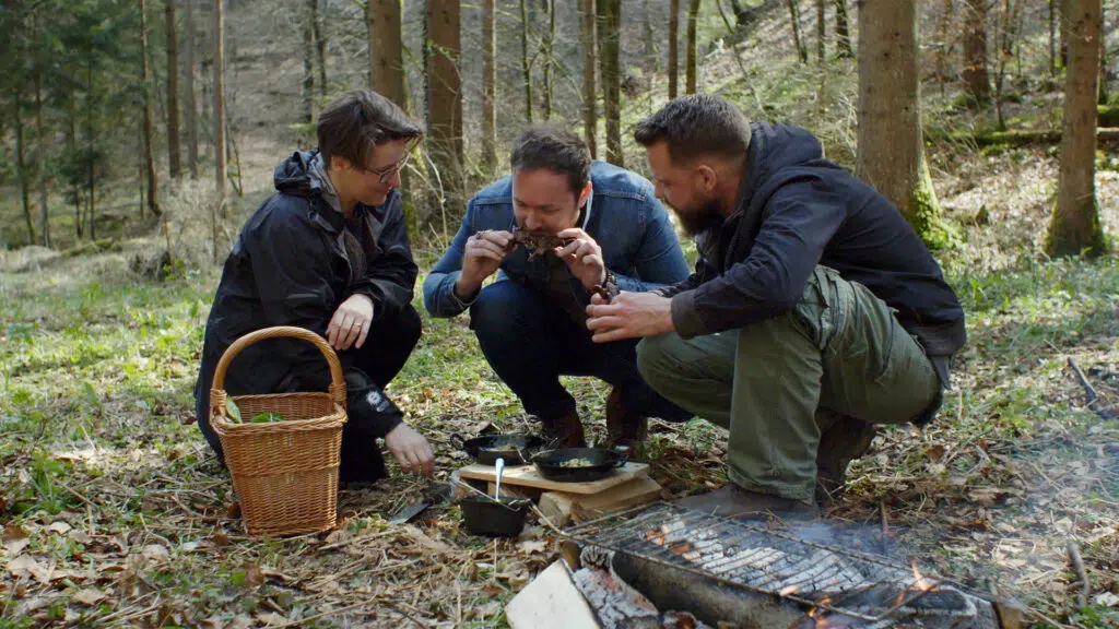 Nieuwe netflix in mei: dynasty-, space force- en batman-films komen in de catalogus Restaurants die risico lopen, van netflix