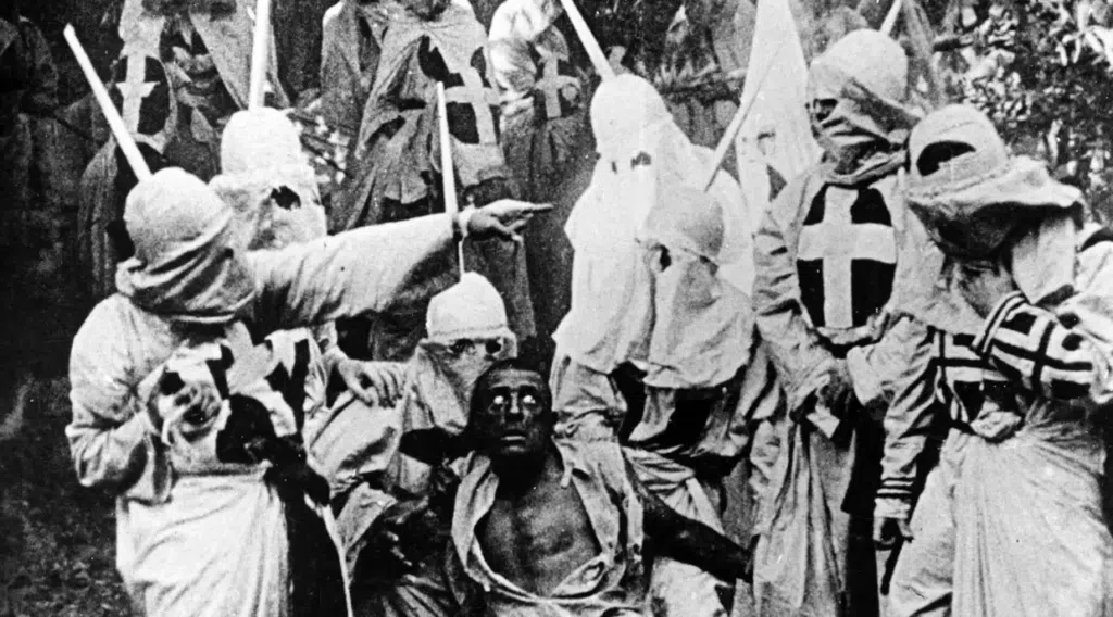 Por que o clássico "…e o vento levou" está sendo acusado de racismo? "o nascimento de uma nação" é um filme que foi sucesso de bilheteria mas teve uma abordagem racista, assim como "e o vento levou".