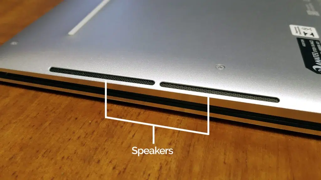 Review: dell xps 13 2020, um exemplo de qualidade e performance em notebook ultraportátil Xps 13 dell speakers na base