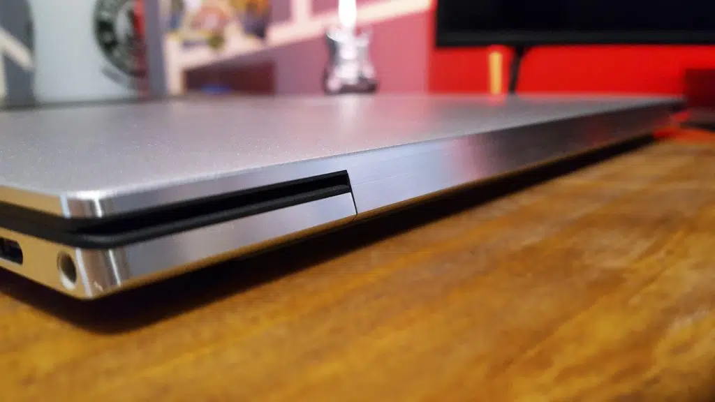 Review: dell xps 13 2020, um exemplo de qualidade e performance em notebook ultraportátil Xps 13 dell dobradiça de alumínio