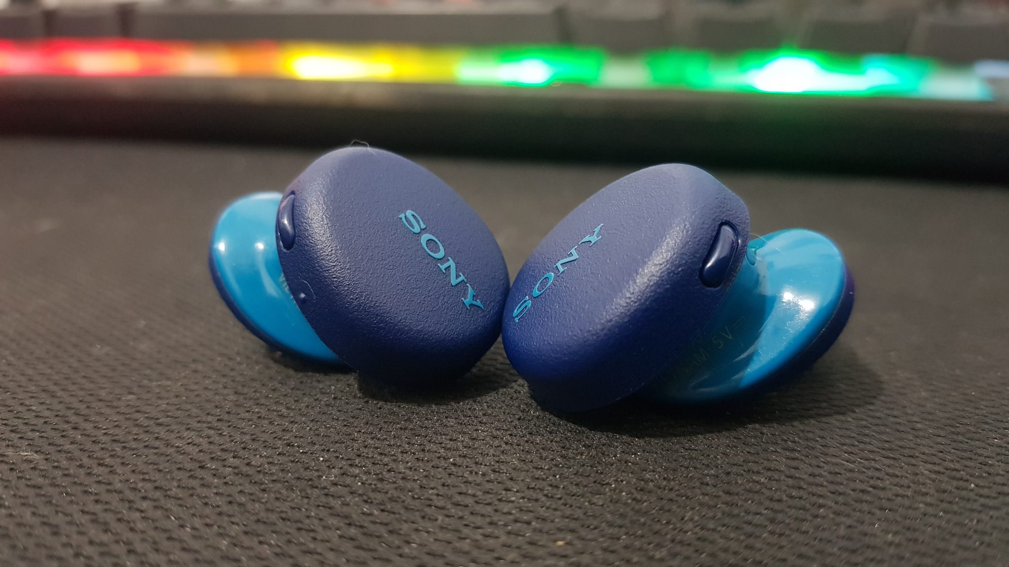 REVIEW: Sony WF-XB700 traz earbuds com graves inconfundíveis da linha Extra  Bass