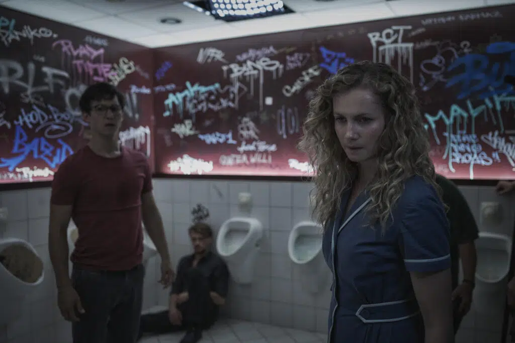 Novidades netflix em setembro: o diabo de cada dia, enola holmes e muito mais Cena do filme freaks: um de nós