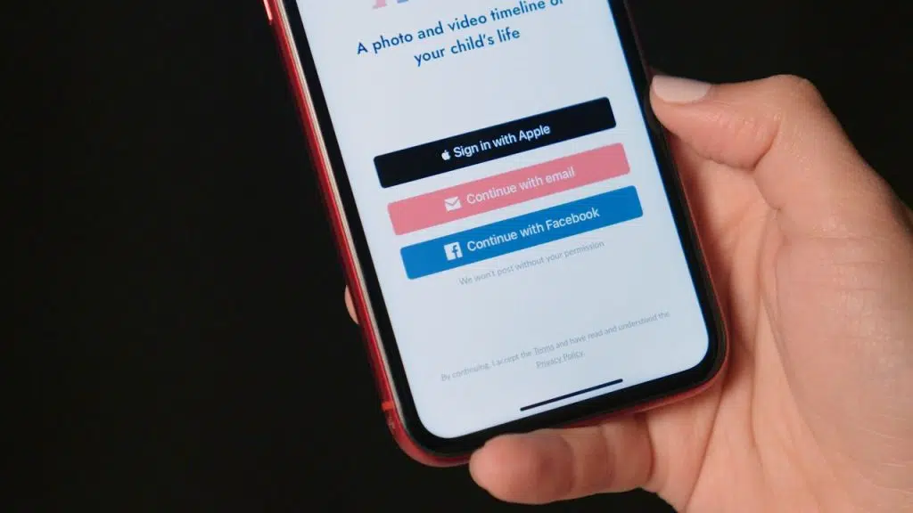Proteção para iphone: como manter seu celular longe (e seguro) de hackers Tela de iniciar sessão com apple no iphone