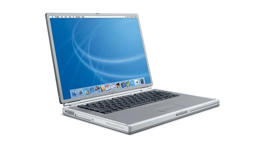 Os 28 anúncios da apple e a história do "one more thing" Os 28 anúncios da apple e a história do "one more thing". Entenda por que ouvir a expressão one more thing virou o momento mais aguardado de qualquer apresentação da apple