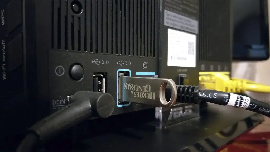 Review: asus rt-ac86u, um roteador gamer potente para o brasil Review: asus rt-ac86u, um roteador gamer potente para o brasil. Já pensou em jogar videogame sem lag nas partidas? O roteador gamer asus rt-ac86u garante essa conexão com picos de até 2971 megabits por segundo