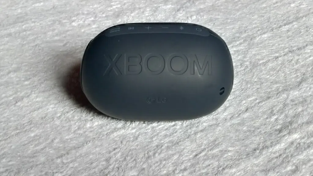 Review: caixas de som lg xboom go têm forte bateria, som de primeira e versatilidade Review: caixas de som lg xboom go têm forte bateria, som de primeira e versatilidade. Linha da fabricante coreana conta com três versões de diferentes tamanhos. Conheça as pl7, pl5 e pl2.