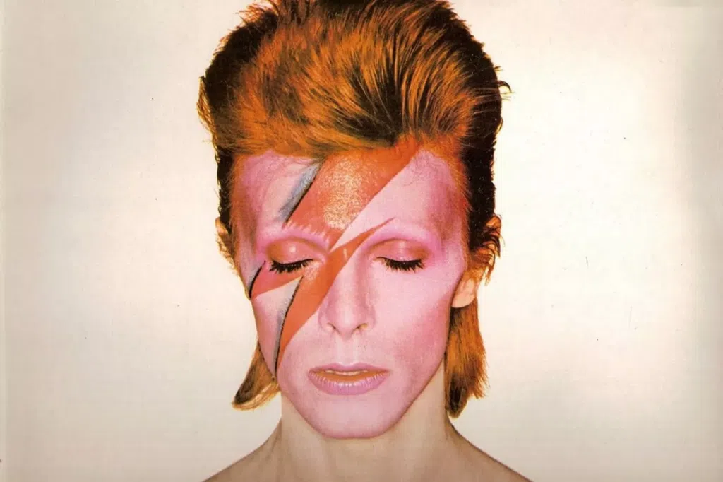 "stardust", o filme sobre david bowie e seu alter ego ziggy stardust Ziggy stardust