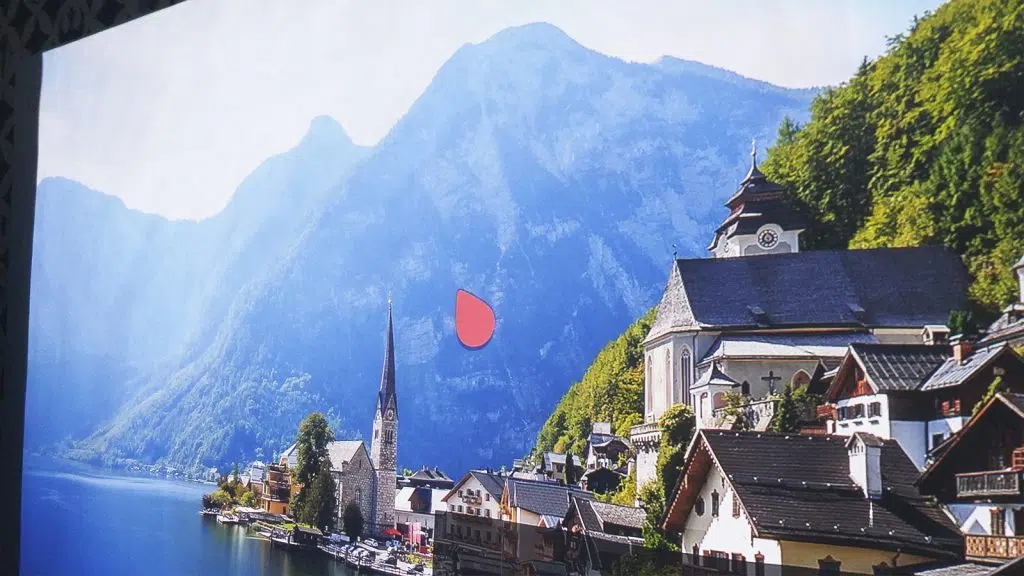 Review: projetor 4k lg cinebeam tv, o excelente substituto para a tela de cinema Review: projetor 4k lg cinebeam tv, o excelente substituto para a tela de cinema. Está com saudade de ver filmes nas telonas? O lg cinebeam tv vai te ajudar a preencher esse vazio, além de levantar o questionamento: um projetor pode ser melhor que uma smart tv?