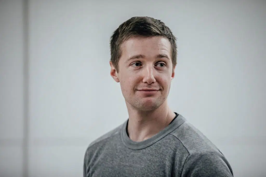 Conheça os novos atores da série o senhor dos anéis, da amazon Conheça os novos atores da série o senhor dos anéis, da amazon. 20 novos atores de conhecidas séries da tv e filmes foram selecionados para fazerem parte do elenco da série "o senhor dos anéis"