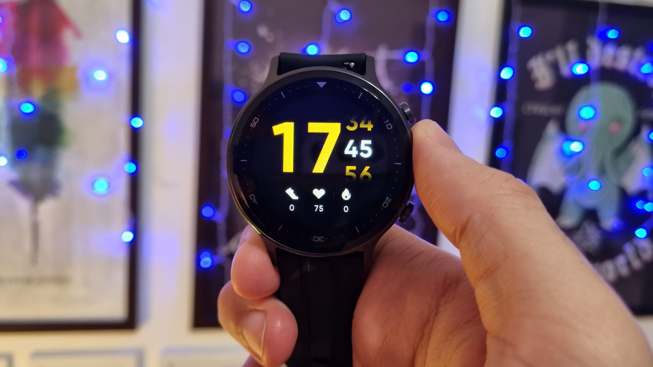 Smartwatch da realme possui bateria com duração de até 15 dias (reprodução/internet)