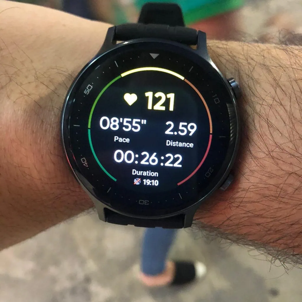 Recensione: realme watch s offre un ottimo rapporto qualità-prezzo Cammina leggero con realme watch s 3