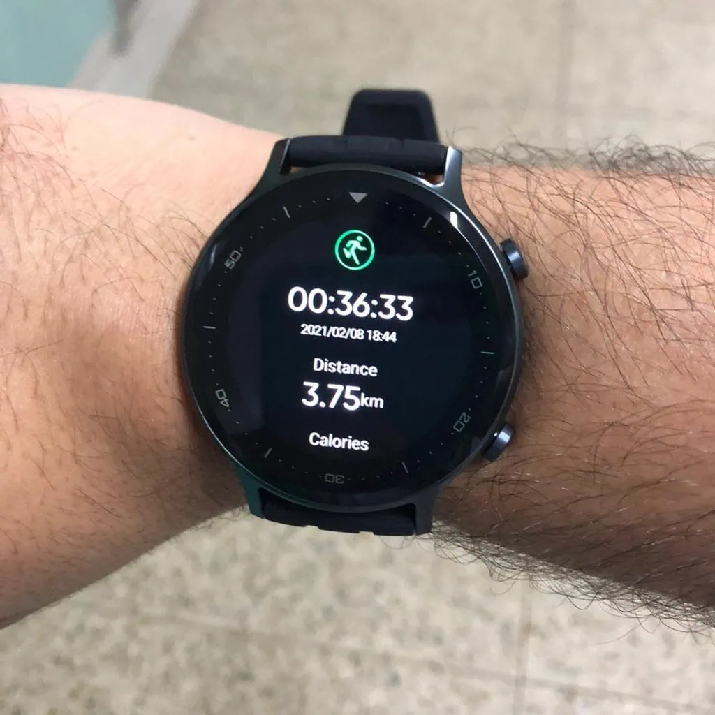 Recensione: realme watch s offre un ottimo rapporto qualità-prezzo Cammina leggero con realme watch s 4