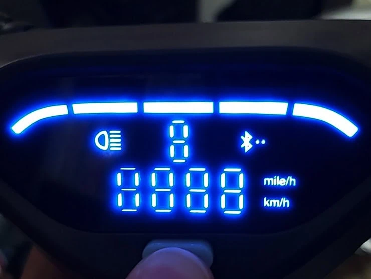 סקירה: atrio urban x, קורקינט חשמלי לשיפור הניידות העירונית אטריום עירוני x
