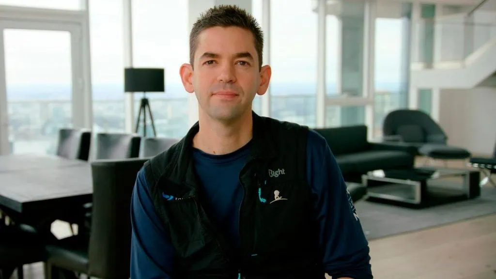 Il concorso offre posti vacanti per viaggiare nello spazio con spacex Jared Isaacman viaggerà nello spazio con spacex