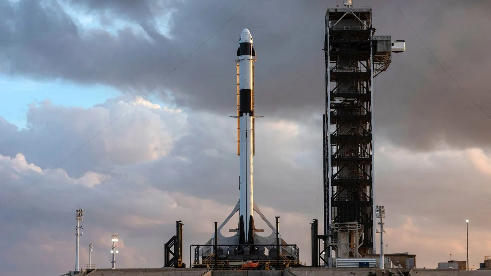 SpaceX Falcon 9 Crew Dragon