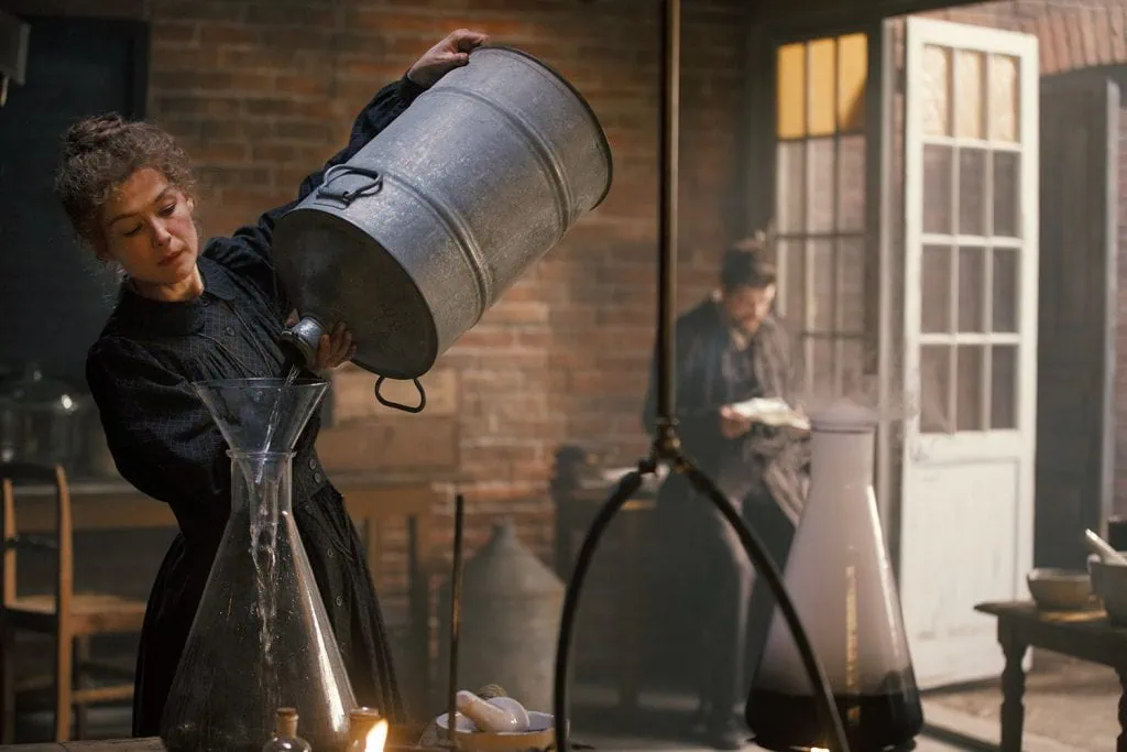 Esquadrão trovão e mais lançamentos da netflix em abril Marie curie