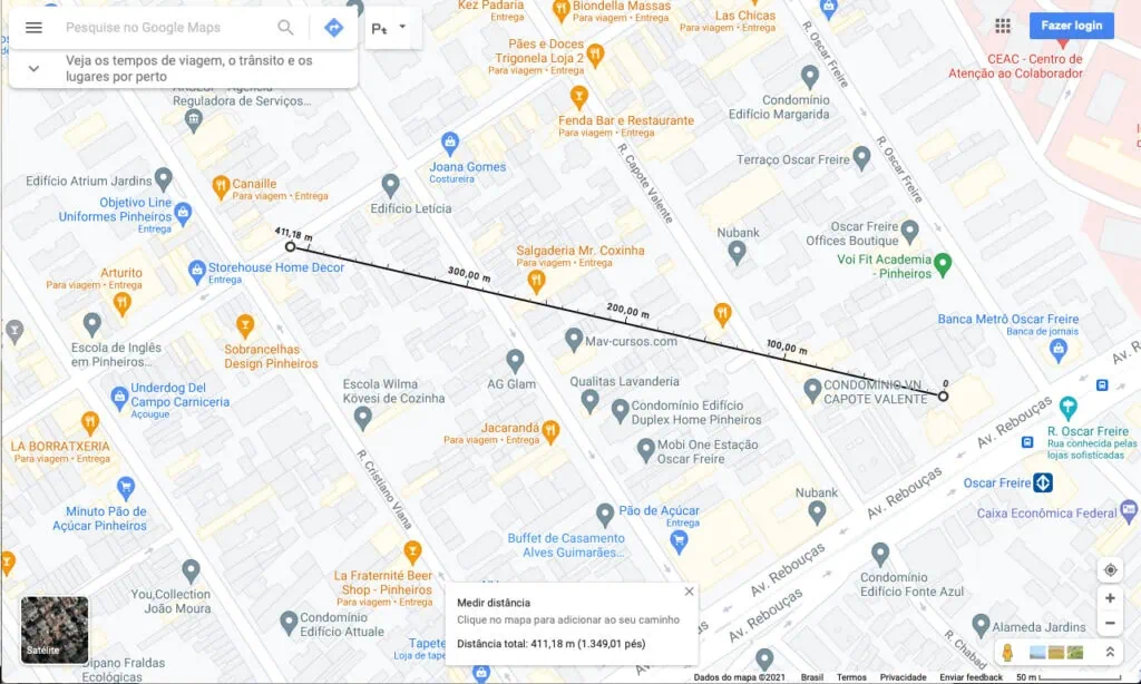 21 dicas e truques para google maps Captura de tela de mapa da cidade de são paulo no google maps. Uma linha preta parecendo uma régua graduada com pontos indicando distâncias em metros. Na extremidade dela, há dois pontos brancos com contorno em preto.