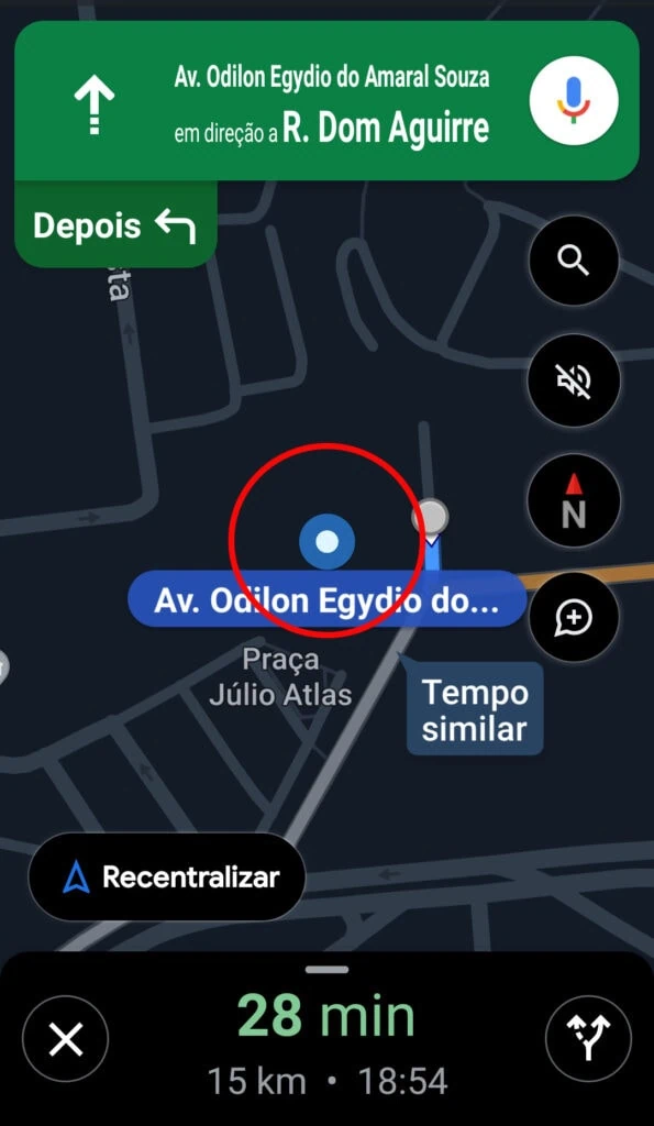 21 dicas e truques para google maps Captura de tela do aplicativo google maps com uma rota traçada entre dois pontos em mapa da cidade de são paulo. Em destaque, contornado por um círculo vermelho, um ícone de localização.