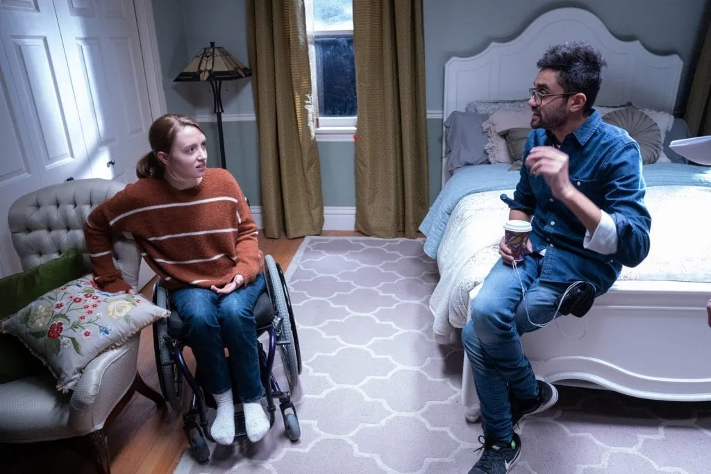 Kiera Allens atemberaubende Leistung in Escape Kiera Allen und der Escape Director
