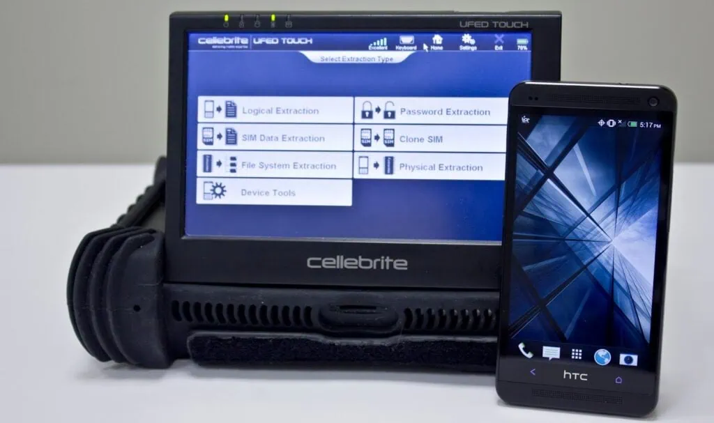 Die Polizei setzt Software ein, um Handys im Fall Henry Borel zu untersuchen Handy-Ermittlungssoftware