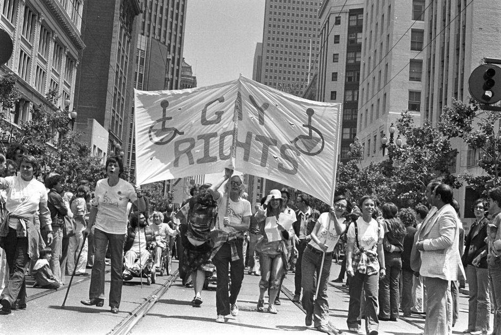 Parada gay de 1977 - acervo sociedade histórica glbt