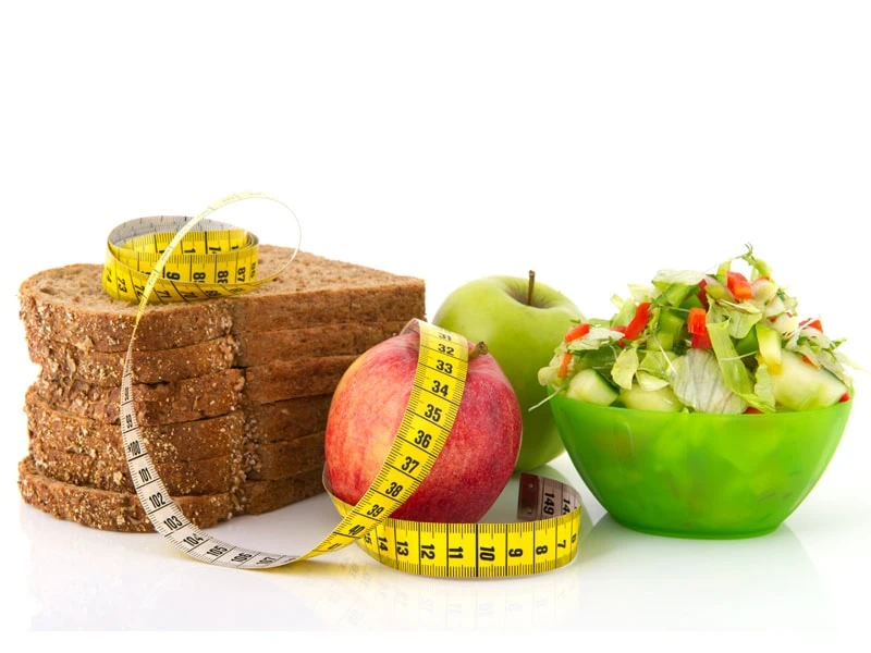 Alimentos light não são saudáveis? Os 10 mitos da dieta Alimentos light não são saudáveis? Os 10 mitos da dieta. Preparamos um super vídeo com uma nutricionista comentando os 10 mitos de dieta mais conhecidos. Fique por dentro!