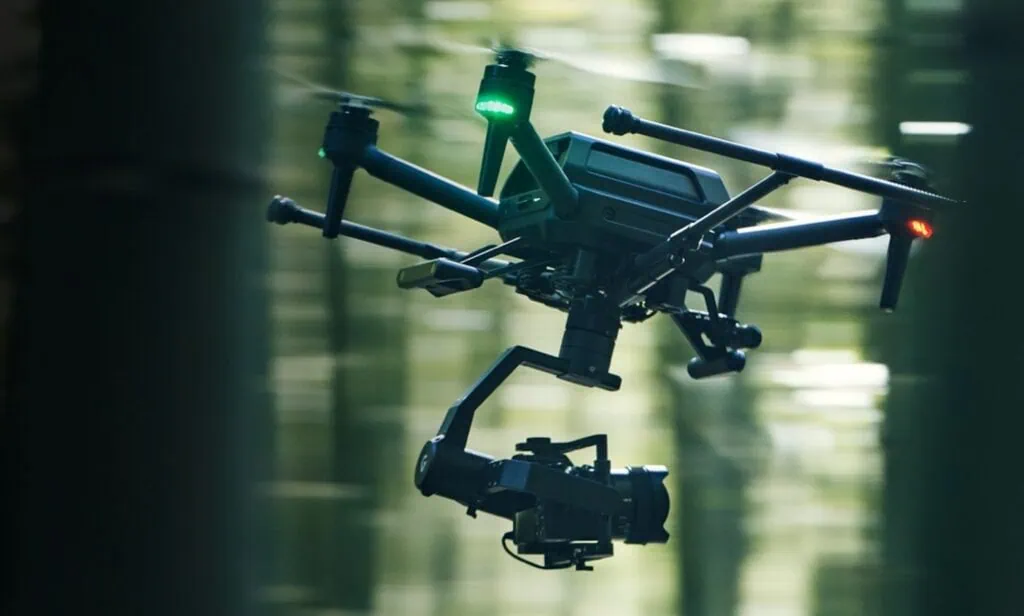 Sony airpeak s1 chega para confrontar os drones da dji Sony airpeak s1 chega para confrontar os drones da dji. Lançamento do sony airpeak s1 chega ao mercado para concorrer diretamente com os drones da dji com o diferencial da compatibilidade com a câmera sony alpha