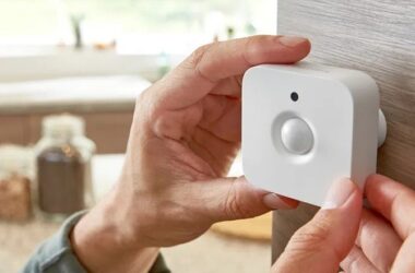 Review: sensor de movimentos philips hue. Em mais um dispositivo para sua casa conectada, este sensor de movimento ativa luzes do ambiente na presença de usuários