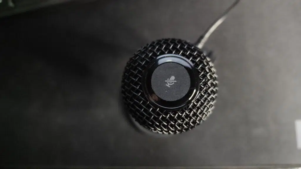 Review: hyperx solocast, um bom microfone de entrada com preço justo Review: hyperx solocast, um bom microfone de entrada com preço justo. Com boa relação de custo x benefício, o hyperx solocast é uma opção interessante para criadores de conteúdo