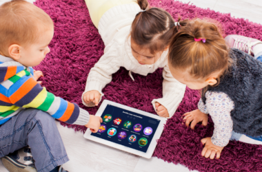 Google kids space chega ao brasil com o tablet multilaser m8 4g. Kids space, a interface focada no uso de tablets por crianças, chega ao brasil no tablet multilaser m8 4g. , fruto da parceria entre google e multilaser.
