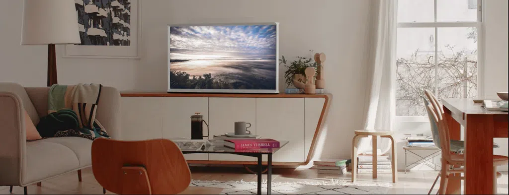 The serif, a tv design da samsung, chega ao brasil The serif, a tv design da samsung, chega ao brasil. Com design premiado assinado pelos irmãos bouroullec, samsung traz a smart tv the serif ao brasil a partir de setembro