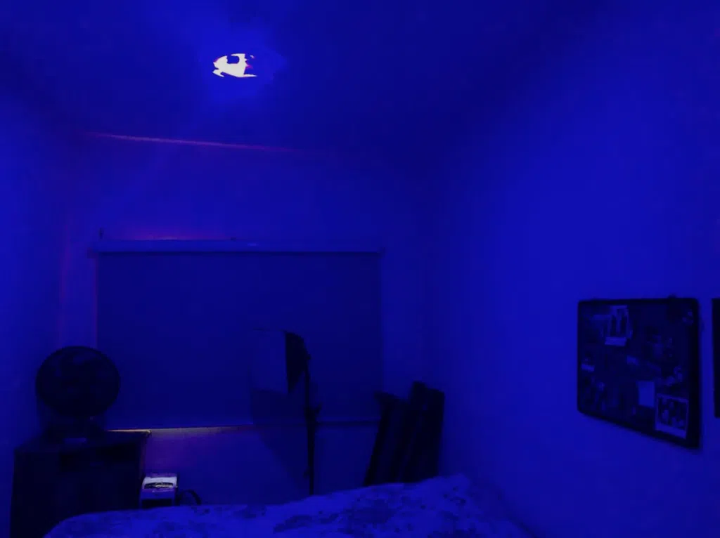 Review: lâmpada de led smart tramontina traz qualidade com preço acessível Teste com a luz azul
