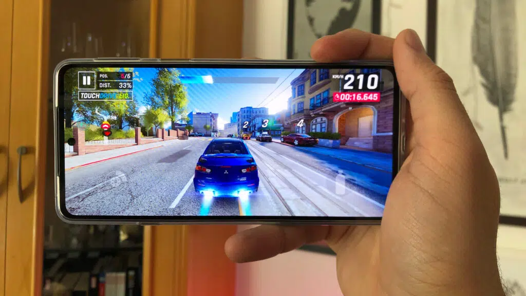 Review: motorola edge 20 tem qualidade premium com preço competitivo Jogando asphalt 9