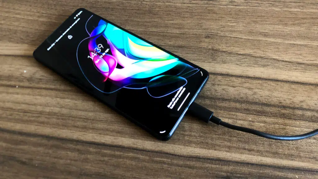 Review: motorola edge 20 tem qualidade premium com preço competitivo Carregando o motorola edge 20