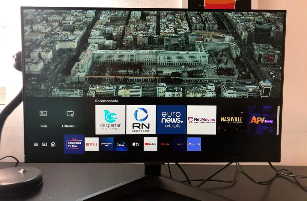 Review: samsung m5 é o monitor inteligente que você não sabia que precisava Samsung m5 com bordas ultrafinas