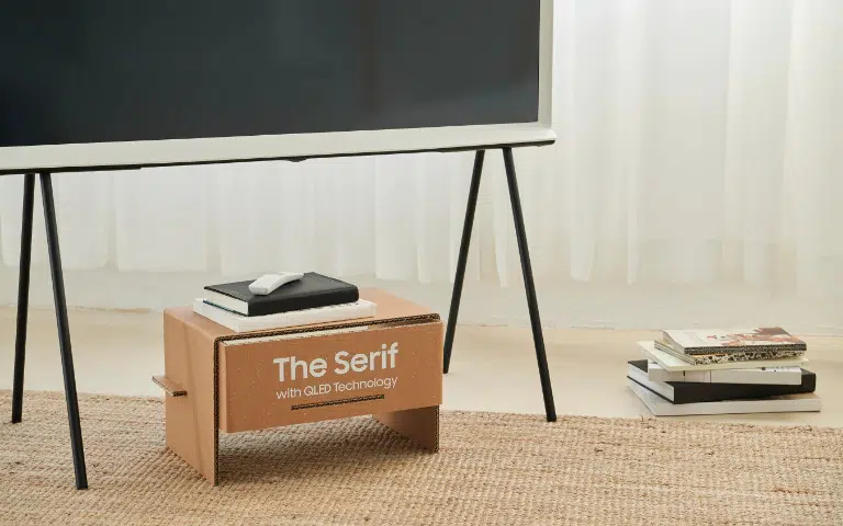 The serif, a tv design da samsung, chega ao brasil The serif, a tv design da samsung, chega ao brasil. Com design premiado assinado pelos irmãos bouroullec, samsung traz a smart tv the serif ao brasil a partir de setembro