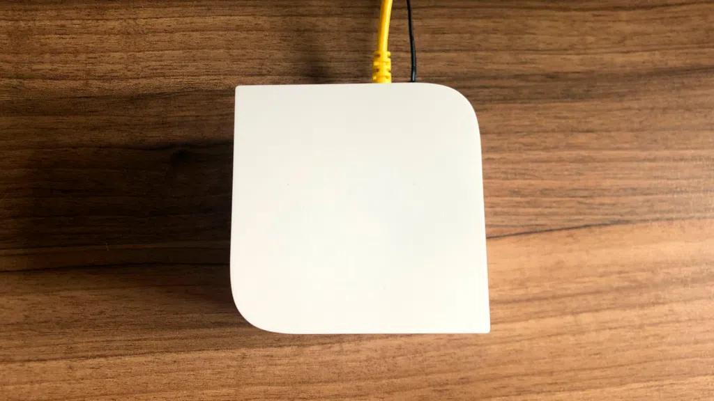 Review: roteador zt196 combina preço baixo com cobertura alta Cabos do roteador zt196