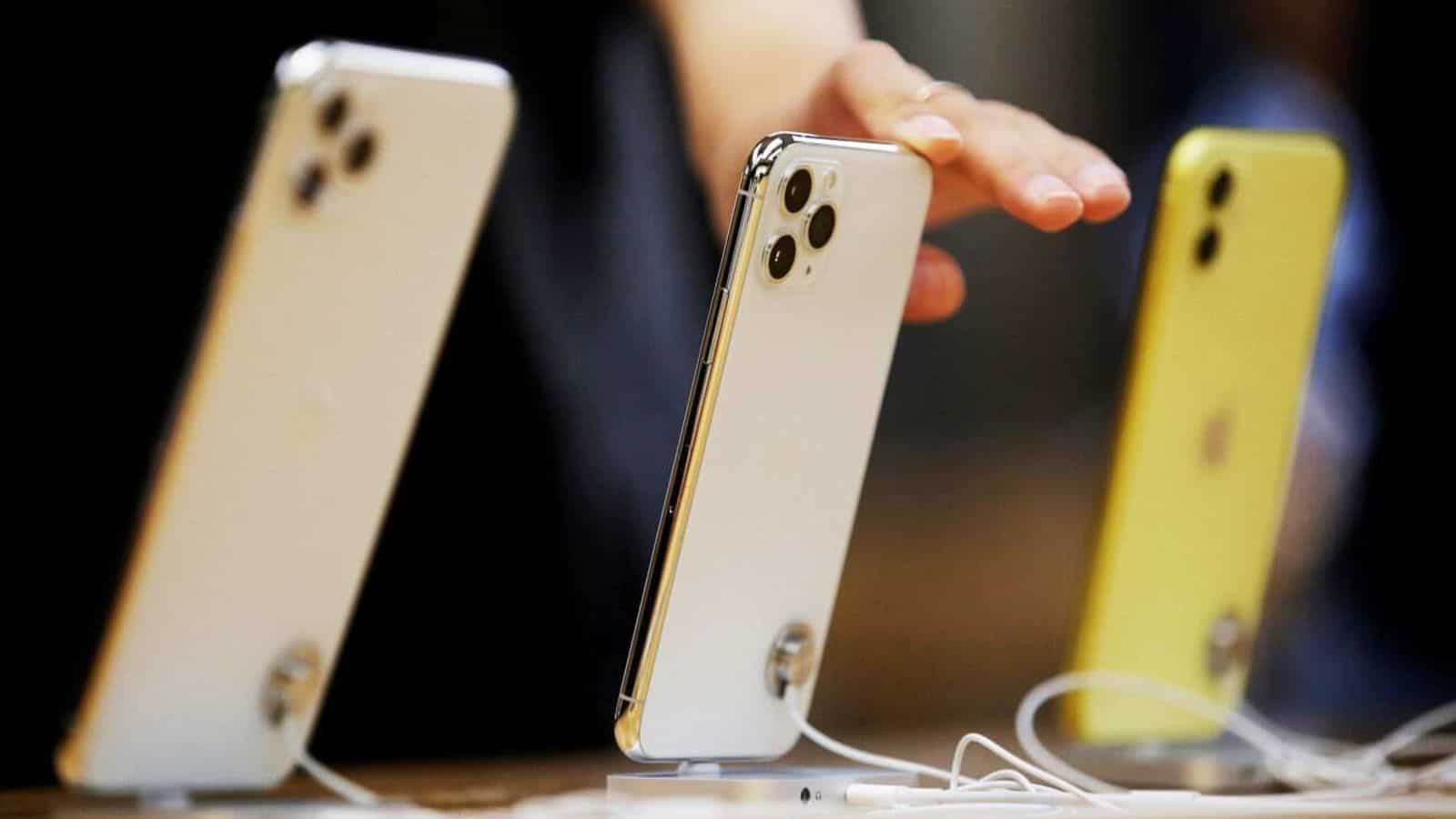 Apple reduz produção do iphone em 10 milhões por falta de chips