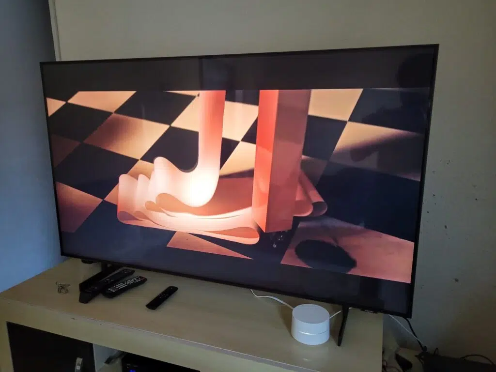 Review: samsung crystal uhd 4k (au8000), uma smart tv de entrada muito poderosa Au8000 é uma ótima tv de entrada, mas conta com um preço elevado